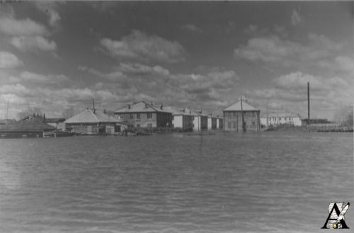 1957-4