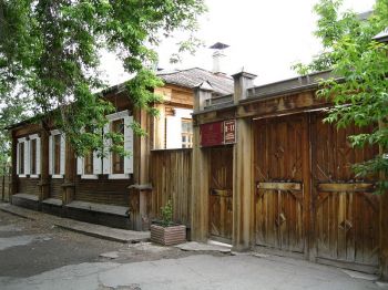 800px-K&uuml;chelbecker%27s_museum_Kurgan