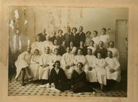Фото из домашнего архива Высыпковой (Опариной) Елены Сергеевны (Курган).