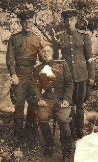 1945.04. Австрия. Территория склада. Верхний ряд: Сашка Ленков и Гришка Парунин командиры стрелковых взводов. В центре – Максимов Г.С. — 19 апреля 1945 года я выписался из госпиталя и прибыл в 29 стрелковый полк 2-го Украинского фронта. Прошли мы Австрию до Вены. 9 мая 1945 нам сказали прекратить огонь. Германия капитулировала, мы победили…