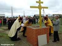 Село Межборное. Закладка храма-3 — Фото Михаила Суханова. Июль 2009.