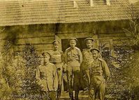 Группа офицеров. 1916г. — Фотографии Михаила Яковлевича Черепанова времен Первой мировой войны.
