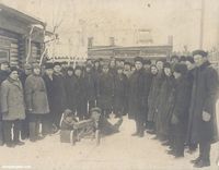 Фото из музея школы №5 г. Кургана — Военная подготовка. Курган, 1920-е.