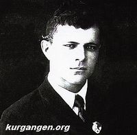 Жители станции Иковка Кетовского района Курганской области — Кагилев Петр Григорьевич 1922-го года рождения. Призван в 1941-ом году Курганским РВК. Старший сержант, помощник командира взвода. Воевал в составе 895-го стрелкового полка 193-й стрелковой дивизии. Погиб 30.09.1943 на переправе реки Сож. Похоронен в д.Новая Гута Гомельской области. Посмертно награждён орденом "Отечественной войны 1-ой степени". Фото из архива племянницы – Фоминой Зои Ефимовны (ст. Иковка). Фото для размещения на сайте «Курганген» предоставлено Верой Собакиной (Латвия).