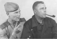 Киселев  Александр  Степанович (слева) — Фото из домашнего архива Пушкарева Николая (Курган).