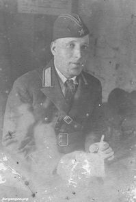 Богатырев  Иван  Дмитриевич — Богатырев Иван Дмитриевич (025), 1914г.р. участник ВОВ, житель Кургана. Надпись на обороте: «На долгую память братишке Васе от Вани. 24.05.39». Фото из домашнего архива Пушкарева Николая (Курган).