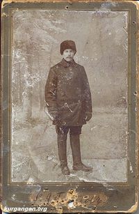 Горшков Василий Алексеевич — Иркутская губерния, Бодайбинский уезд, Федосеевский золотой прииск, 1914 год. Фото из архива Зинаиды Ивановны Киборт (г. Курган).