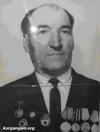 Манаков Андрей Андреевич — Старшина, воевал в 1941-1945г. На  Волховском, Ленинградском, Прибалтийском фронтах.