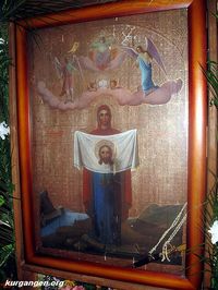 Мишкино. Празднование иконы "Торжество Пресвятой Богородицы" (Порт-Артурской) - 03 — Порт-Артурская икона Торжество Пресвятой Богородицы (Мишкинская), привезена из Киева в 1907 году и пожертвована П. А. Горновым. Фото Николая Павлова, 2009.