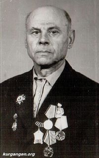 Рукавишников Иван Степанович — Рукавишников Иван Степанович 1914 года рождения, уроженец с. Спицыно Мехонского района Курганской области.  В 1941 году ушел на фронт. Большую часть воинского пути сражался в армиях Рокоссовского, пехотинцем. Был ранен. В 1943 году, после обучения на механика-водителя танка, воевал в  207 танковом полку, брал Кенигсберг. Демобилизовался в конце 1945 года. Награжден Орденом Отечественной войны 2 степени, медалями «За взятие Кенигсберга», «За победу над Германией». Умер в 2001 году.