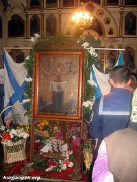 Мишкино. Празднование иконы "Торжество Пресвятой Богородицы" (Порт-Артурской) - 05 — На литургии. Фото Николая Павлова, 2009.