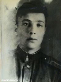 Спирин Анатолий Васильевич — Спирин Анатолий Васильевич, 1927 г.р., лётчик, погиб в 1946 году. Фото из фондов Кировской сельской библиотеки.