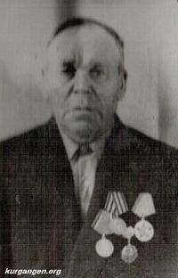 Суковатицын Федор Тихонович — Суковатицын Федор Тихонович, 1912 года рождения. На фронте с марта 1942 года. Воевал на Смоленском направлении, затем под Ленинградом, в составе саперской части, рядовым. Демобилизовался в 1946 году. Был награжден медалью «За победу над Германией». Умер в  1982 году.