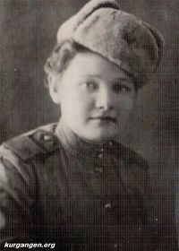 Тимофеева Анна Петровна — Тимофеева Анна Петровна, родилась в 1923 году. На фронт попала в 1942 году, в добровольную женскую бригаду стрелковой дивизии рядовой. Участвовала в боях на 2 Белорусском фронте. Получила контузию. За выполнение особого задания на Витебском фронте награждена медалью «За отвагу». Демобилизована в марте 1946 года. Награждена медалью «За победу над Германией».