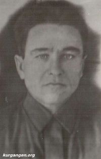 Шарыпов Зиновий Григорьевич  — Шарыпов Зиновий Григорьевич родился в 1911 году, в с. Спицыно Мехонского района Курганской области.  В 1941 году был призван на фронт. Воевал на Калининском фронте, под Великими Луками, был пулеметчиком. Под городом Ржевом был тяжело ранен, потерял левую руку. Летом 1942 демобилизован по инвалидности. Награжден Орденом Красной Звезды, юбилейными медалями. Умер в 1969 году.