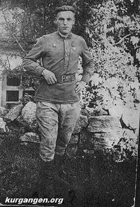 Щербаков Иван Федорович - 1 — Родился 7.06.1920 г. в д. Лебяжье Уксянского р-на Челябинской обл. Призван в армию в октябре 1940 г., служил в г. Каунасе в 22-й легкотанковой бригаде. Войну встретил в 36 км от германской границы и уже в первый день участвовал в бою. Ранен на восемнадцатый день. После госпиталя – зенитный взвод, Центральный фронт, Москва. Затем Западный фронт, 309-й отдельный истребительный противотанковый дивизион, участие во взятии городов Витебск, Каунас, Рига, Кенигсберг. Победу встретил под Кенигсбергом.