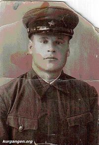 Ярославцев Филипп Спиридонович, 1938 год — Ярославцев Филипп Спиридонович родился 16 августа 1915 года, в д. Грачево Шадринского района Курганской области. Службу проходил на Западном фронте, на Дальнем Востоке. Ефрейтор.
Был награжден медалями “За победу над Германией”, ”За победу над Японией”, Орденом Отечественной войны 2 степени, медалью Жукова, юбилейными медалями. Скончался  23 июня 2007 года, в возрасте 92 лет.