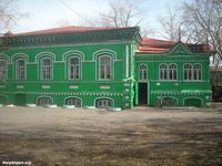 Мокроусово. Во дворе краеведческого музея — Фото Павла Варлакова, 24.04.2010.