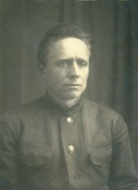 1948 — Вязников Петр Георгиевич, Кировская область, село Верхошижимье, райком ВКП(б).